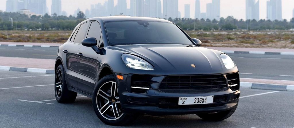 Amazing Features You Enjoy with a Porsche Macan Rental